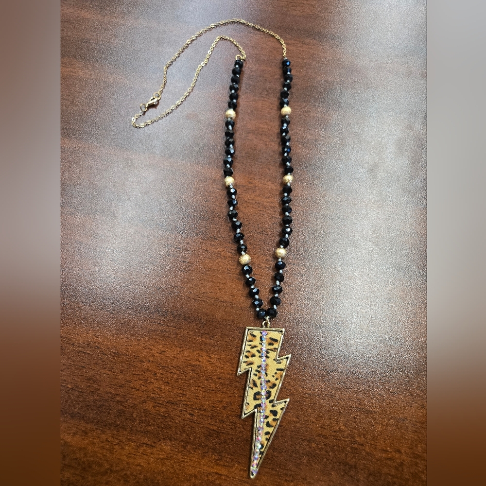 Leopard Lightning Necklace